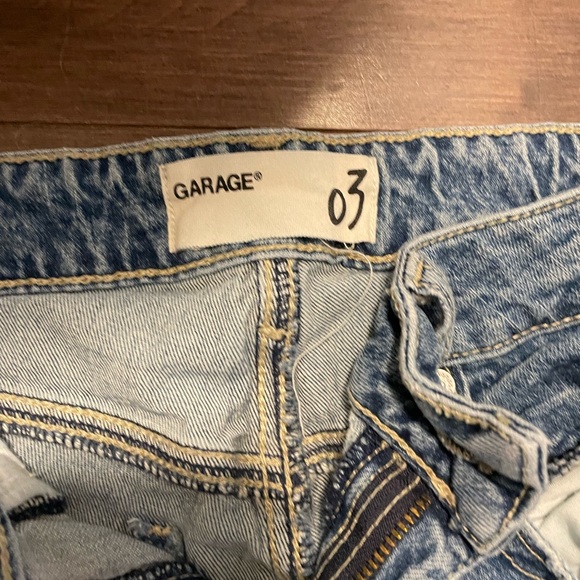 Size 3 Garage Ripped Jeans - Picture 3 of 4